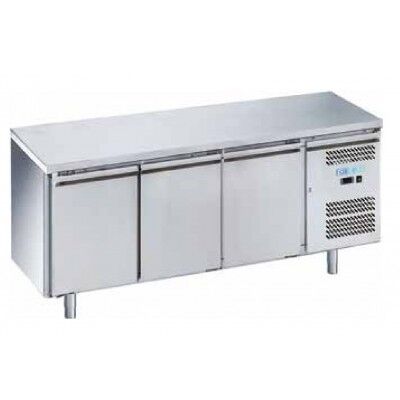 Tavolo refrigerato Forcar-Forcold M-GN3100TN-FC 3 porte positivo