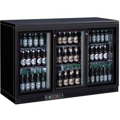 Triple horizontal refrigerated display case for beverages, ventilated refrigeration. Model: BC3PS